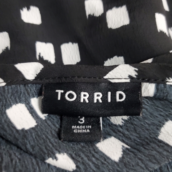 Torrid Ruffle Trim Blouse - Picture 5 of 9